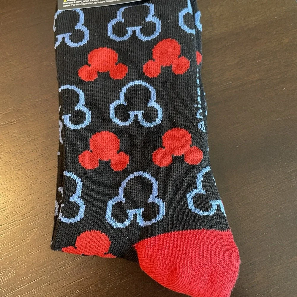 NEW Mickey Mouse Crew Socks Unisex Adult Red And Black Mickey Heads Size 9-13